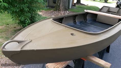 Pontoon Boat. . Alumacraft ducker boat